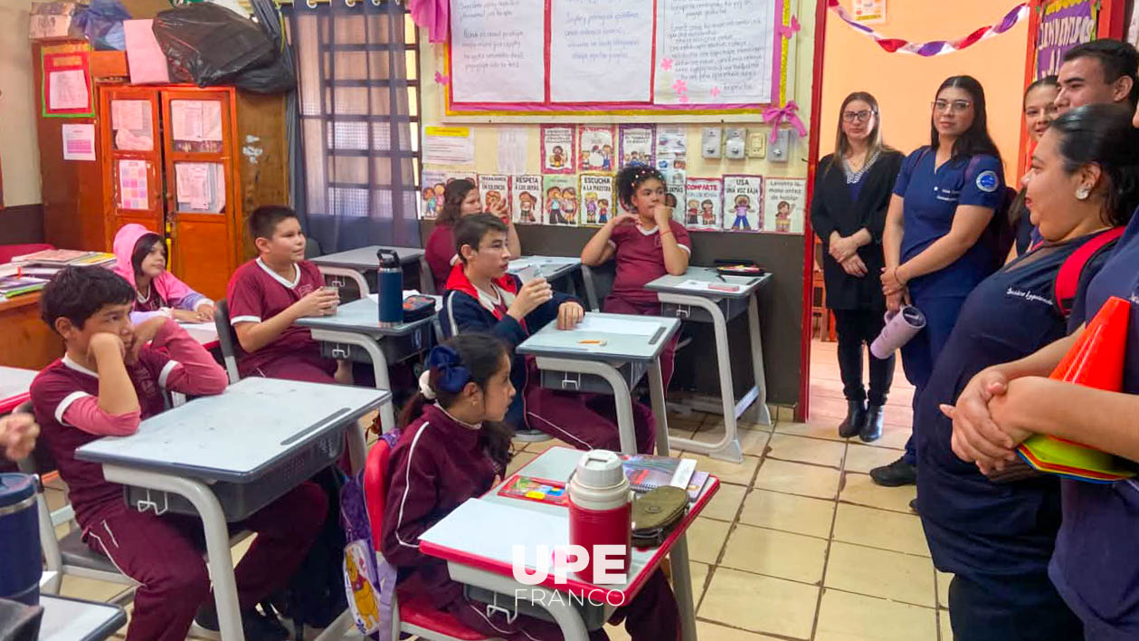 UPE FRANCO DESARROLLÓ JORNADA SOBRE MOVIMIENTO Y POSTURA SALUDABLE EN EL BARRIO SAN SEBASTIÁN